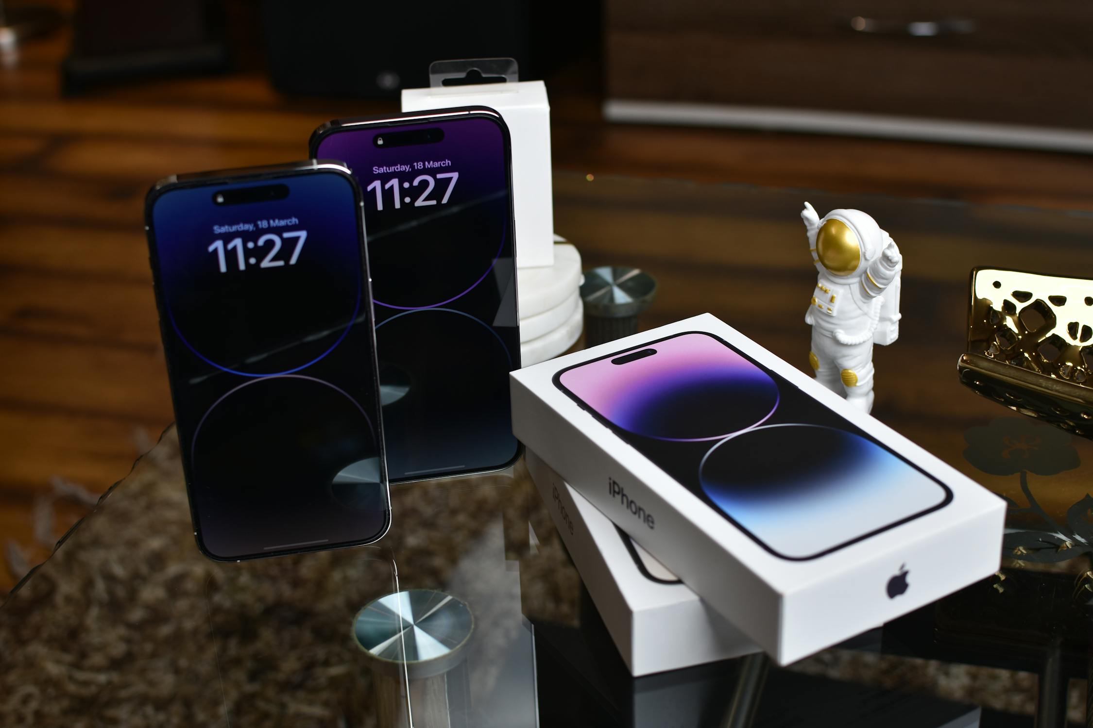 Article Image for Buy now pay later smartphones with no credit check required
