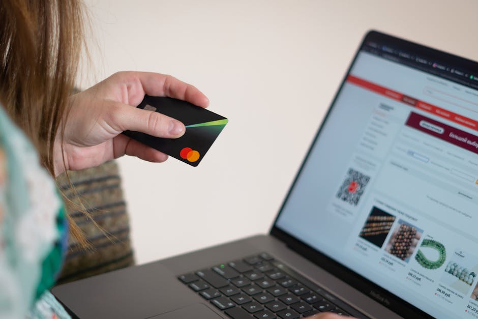 Article Image for Top Rewards Business Credit Cards: Maximizing Benefits for Your Company