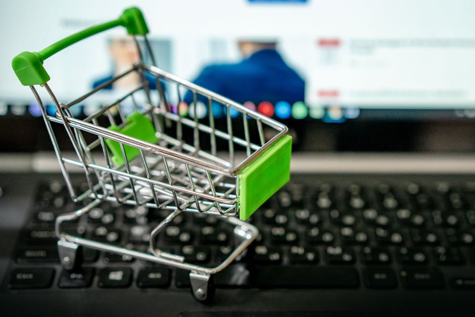 Article Image for E-Commerce Order Management Systems: Simplify Your Online Sales
