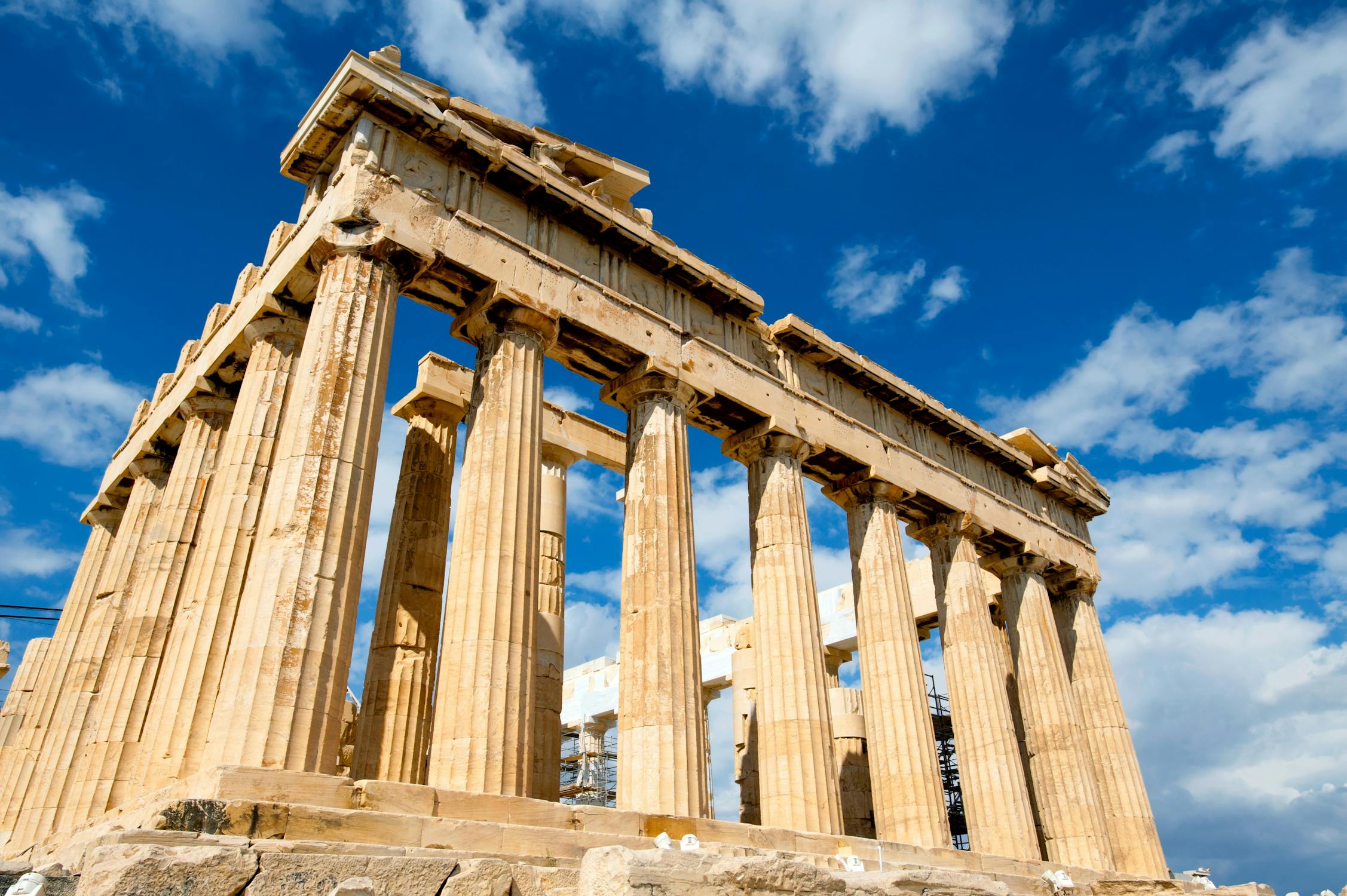 Article Image for Bespoke Travel in Greece: Crafting Personalized Itineraries for Discerning Travelers