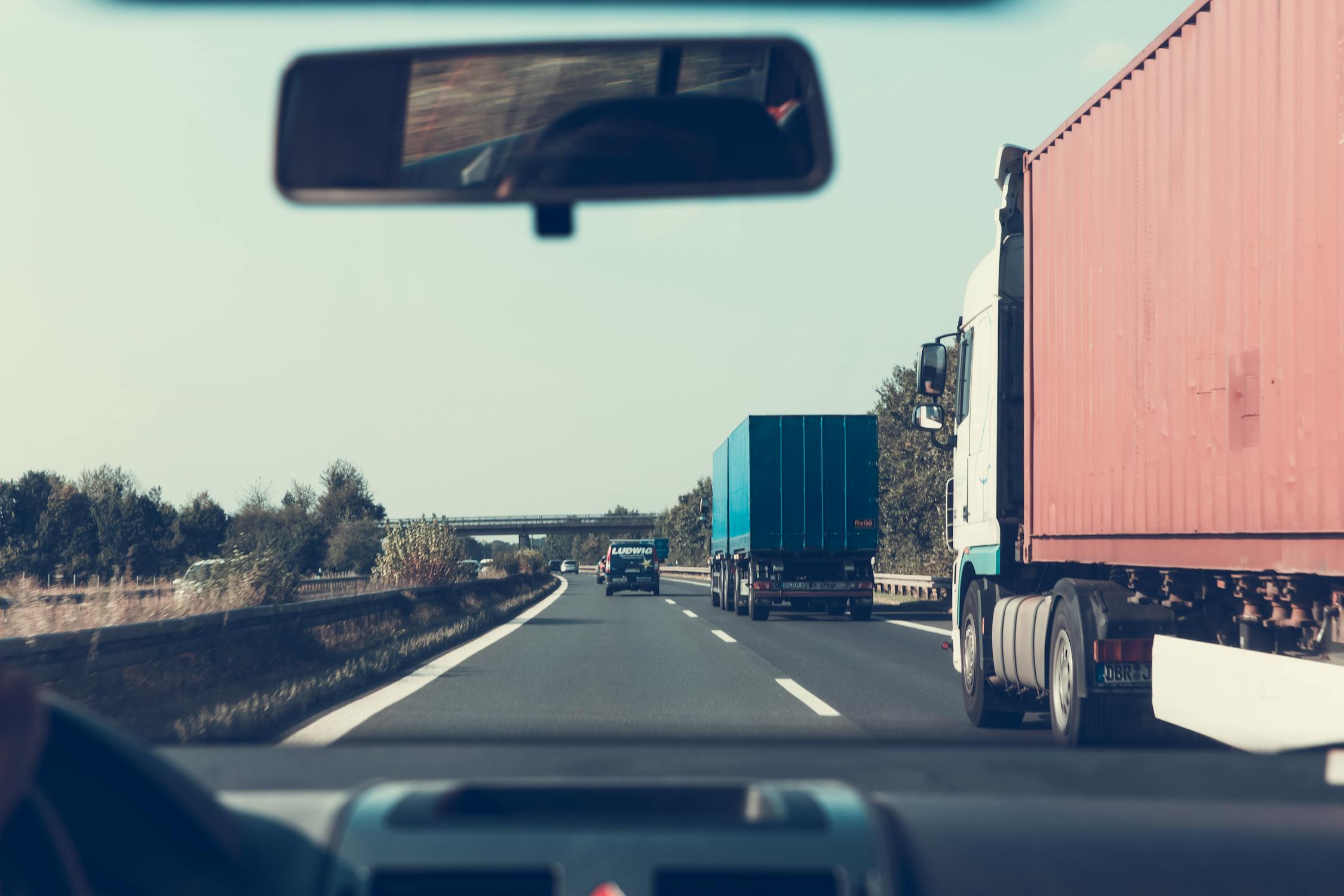 Article Image for Coverage for Long-Haul Truckers: Reliable Insurance Solutions