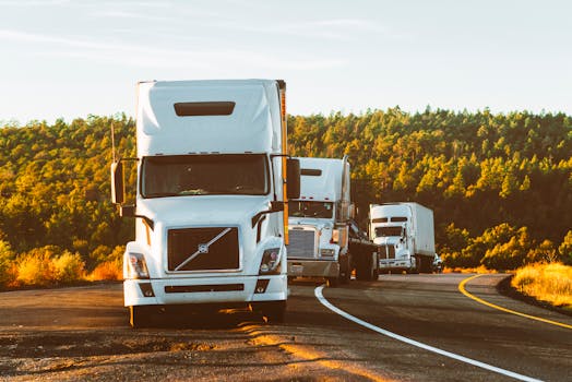 Article Image for Commercial Truck Insurance for 18-Wheelers: Affordable Coverage for Big Rigs