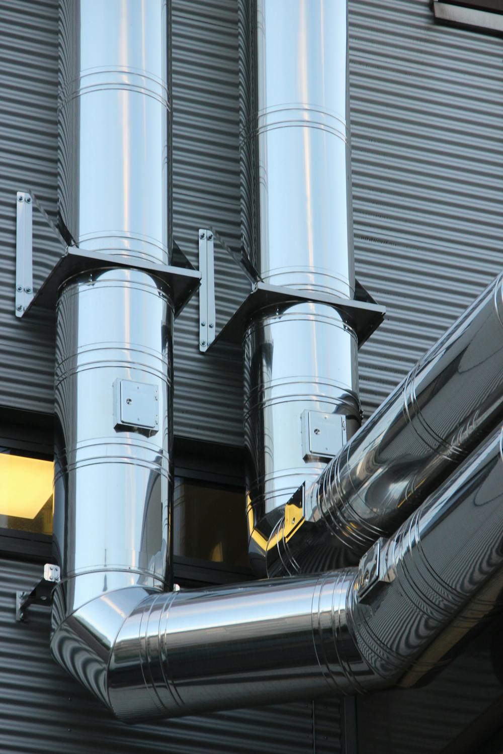 Article Image for Stainless Steel Hardware Distributors in Mexico: Quality and Affordable