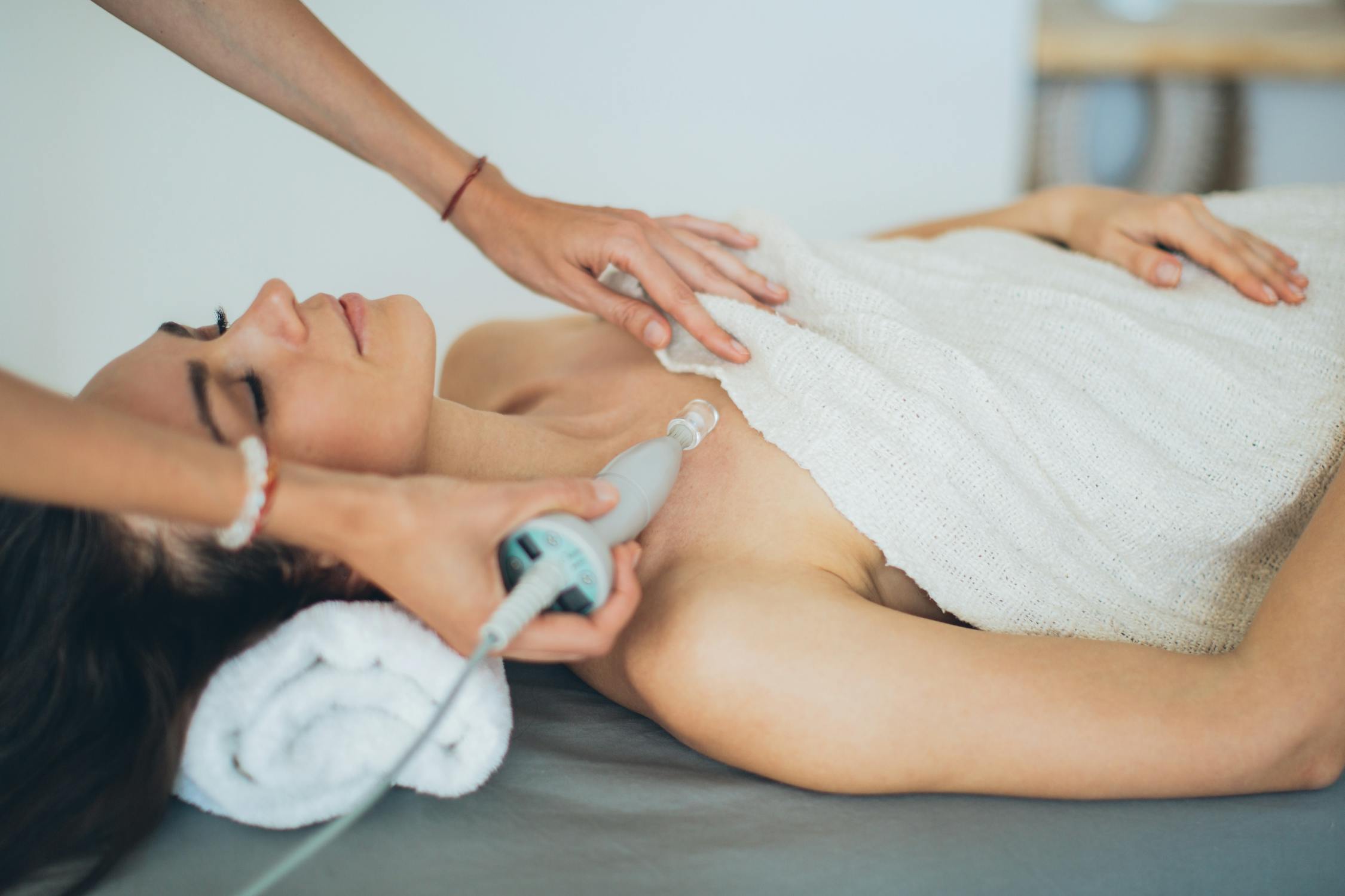 Article Image for Advanced laser skin rejuvenation packages for dark spots and pigmentation