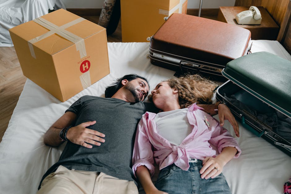 Article Image for Mortgage Refinancing with No Closing Costs: Save on Fees