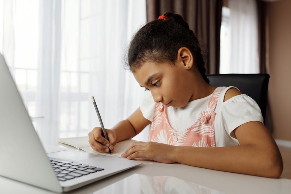 Article Image for 2-in-1 Lenovo Laptops: Versatility and Performance in a Single Device