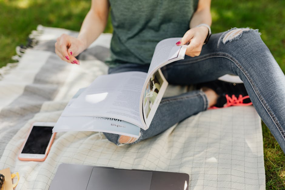 Article Image for IAB-Compliant Media Buying Tools: Optimize Your Ad Purchases