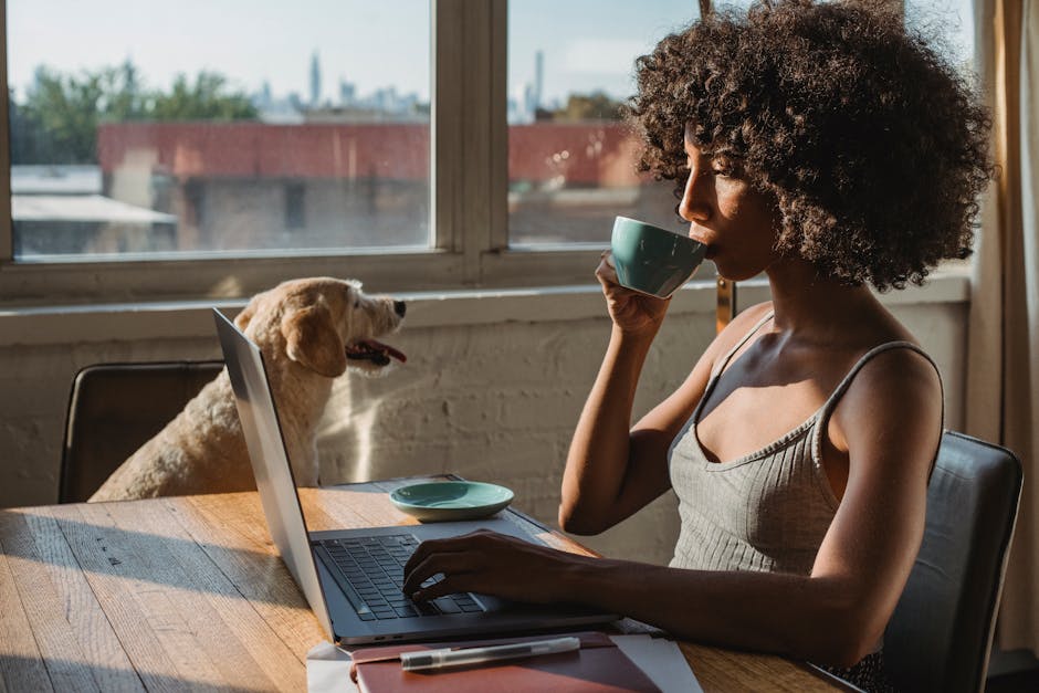 Article Image for Fast Side Hustle Ideas: Quick Ways to Earn Extra Cash