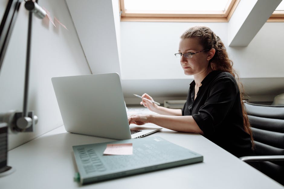 Article Image for Employee Rewards Programs: Boost Engagement and Productivity