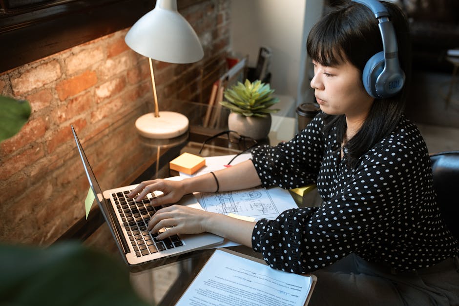Article Image for Digital Contract Approval Platforms: Fast-Track Your Workflow