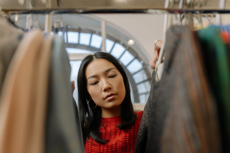 Article Image for B2B Buyer Behavior Reports: Understanding the Modern Consumer