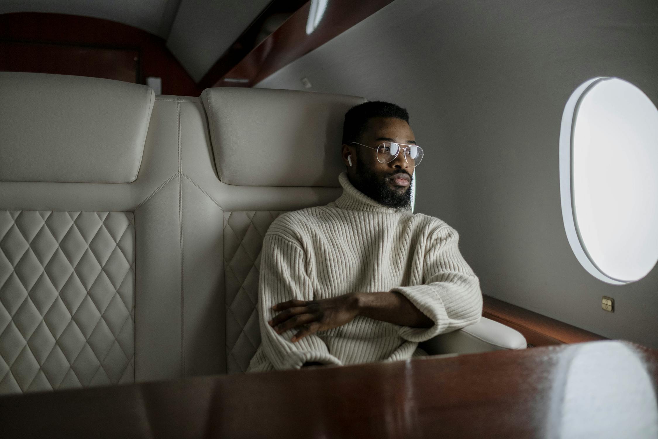 Article Image for Affordable Business Class Ticket Prices: Luxury Airfare Within Reach