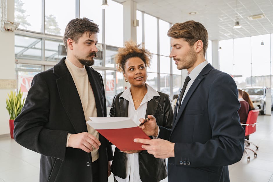 Article Image for Choosing the Right Auto Dealership: Factors to Consider for a Smooth Purchase