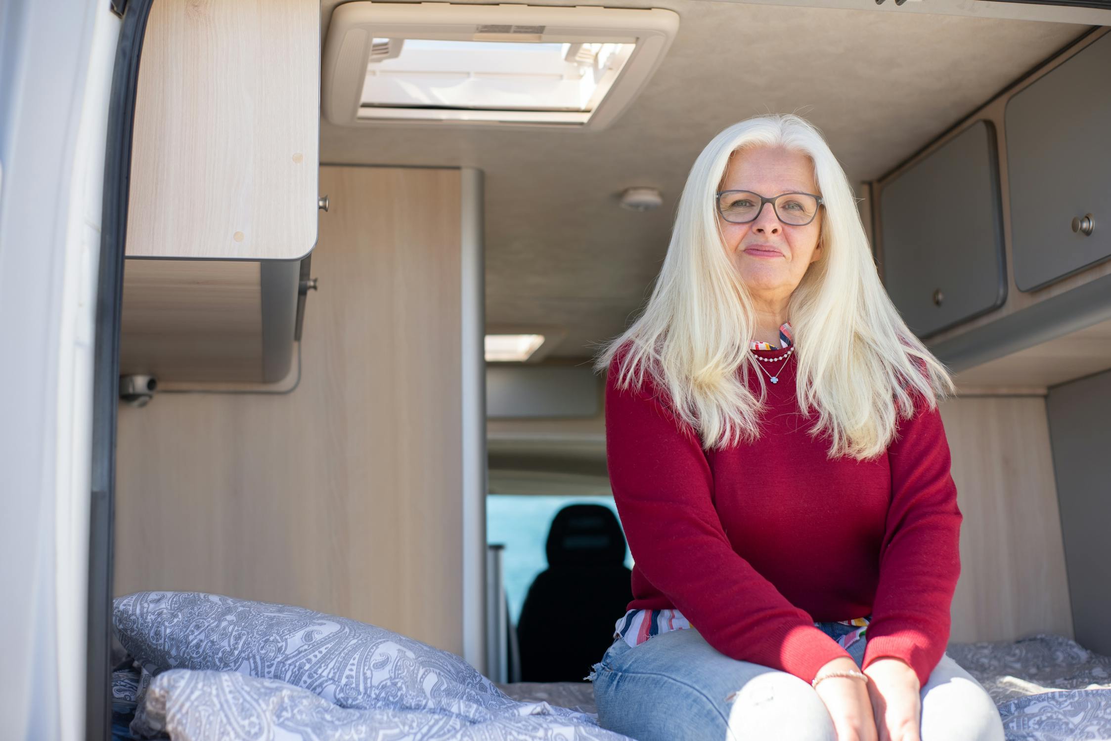 Article Image for Affordable Campervan Hire Across the USA: Budget-Friendly Road Trips