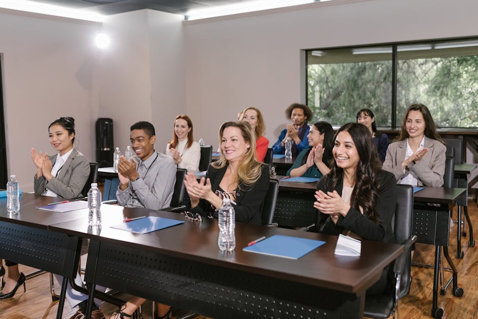 Article Image for Leadership Development Programs: Build Skills to Lead with Confidence