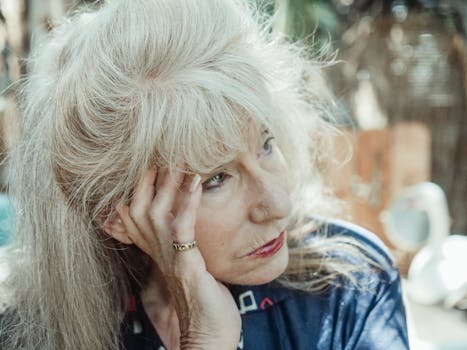 Article Image for Crohn's Disease Symptoms in Women: Recognize Female-Specific Signs
