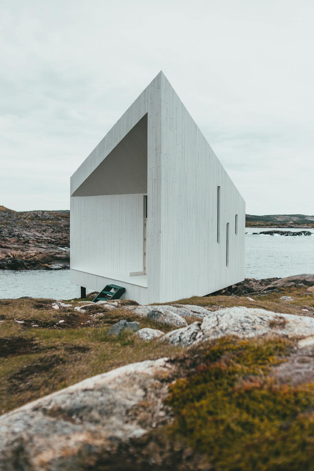 Article Image for Small Modular Homes at Low Prices: Affordable and Modern Living