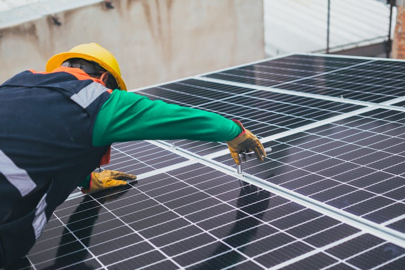 Article Image for How to Find a Reputable Solar Company: Tips for Homeowners Considering Solar Installation