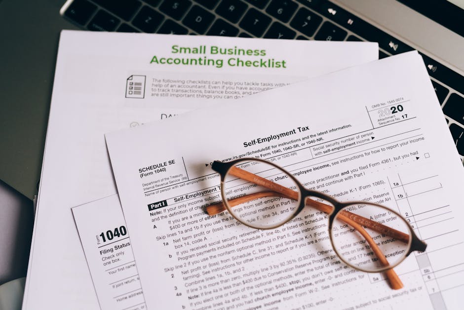 Article Image for Small Business Bookkeeping Tools: Manage Your Finances Efficiently