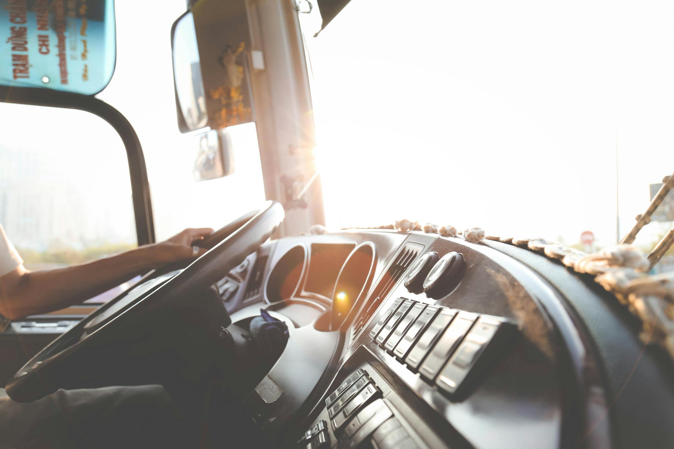 Article Image for Best Insurance for Trucking Companies: Top-Rated Commercial Coverage